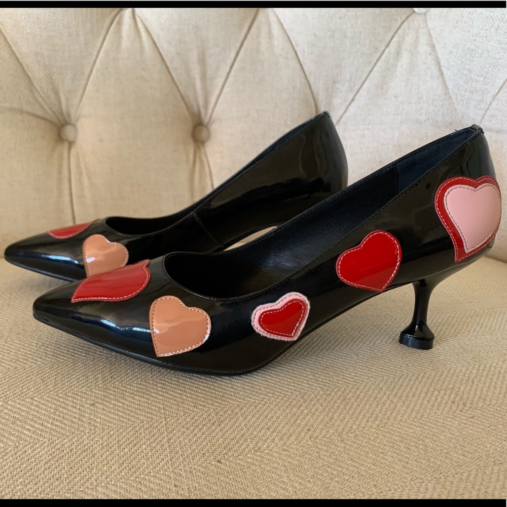 Baishiting Heart heels.